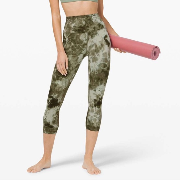 Lululemon Align Crop 21" *Diamond Dye Light Sage Army Green Dark Olive Size 10 - Picture 6 of 10